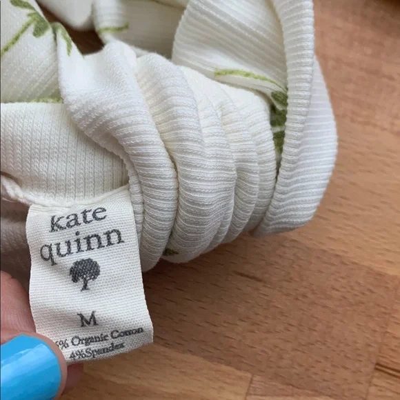 Adorable Bundle of Kate Quinn Size M Bows (x4) - Picture 4 of 5